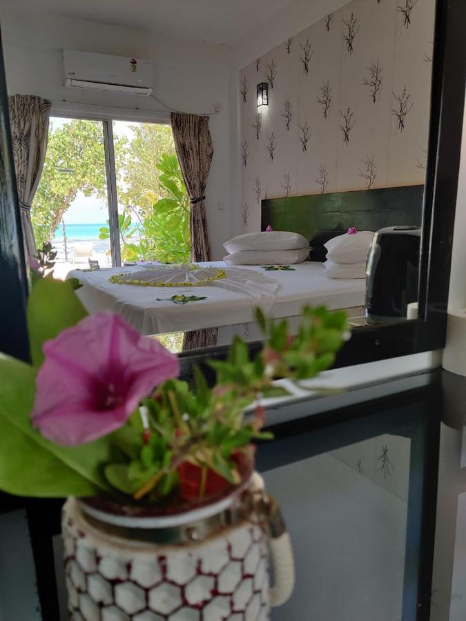 Crown Beach Villas -Private Beach Дифуши Екстериор снимка